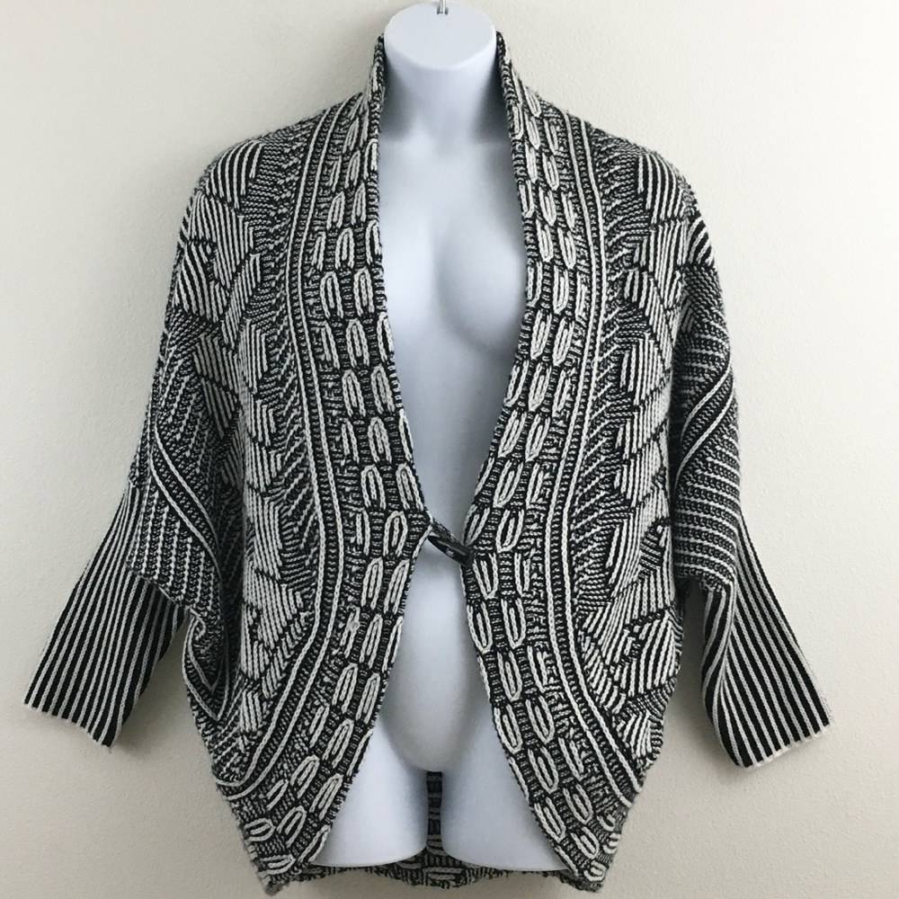 Harve Benard | Black and White Cardigan Sweater